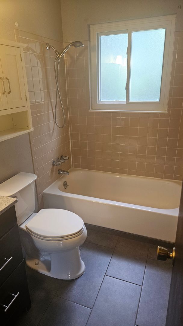 Building Photo - Cute 4 Bedroom House in Midtown FC