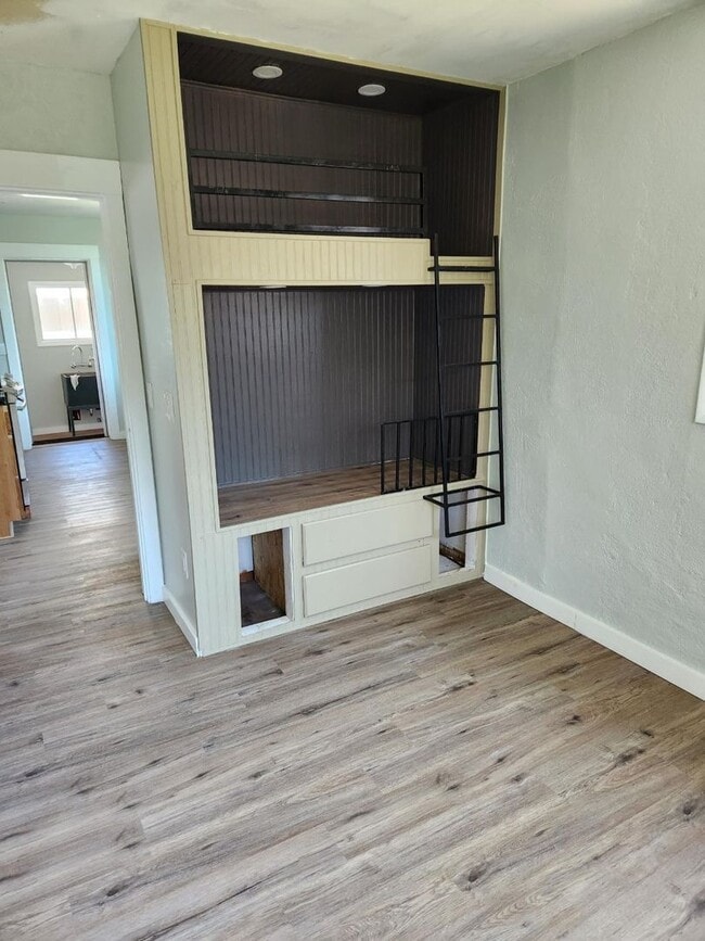 Building Photo - 3433 Willow St