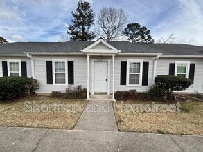 Building Photo - 2132 Oak Ridge Rd