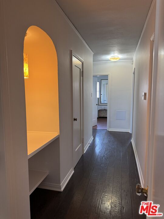 Building Photo - 326 N La Jolla Ave