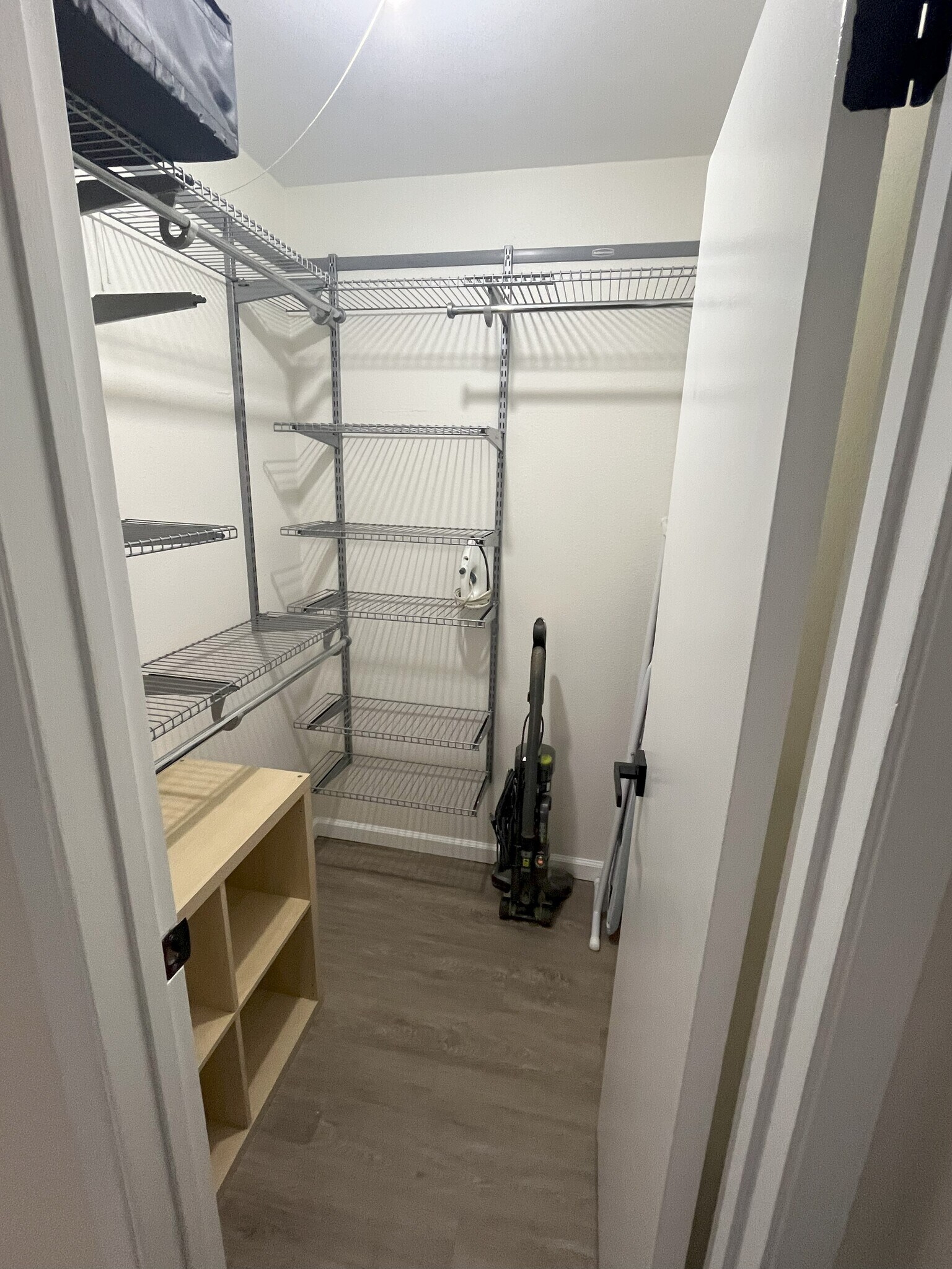 Primary Bedroom (walk in closet) - 1924 Park Grove Ave