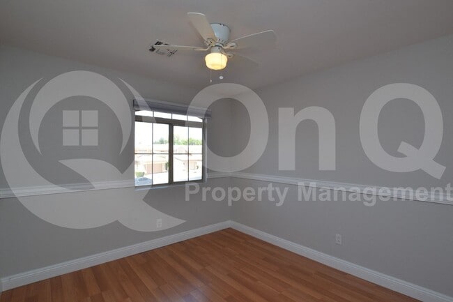 Building Photo - 487 W Calle Monte Vista