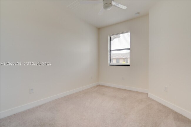 Building Photo - 15826 NW 91st Ave