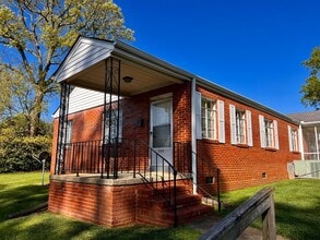 Building Photo - Sedgefield