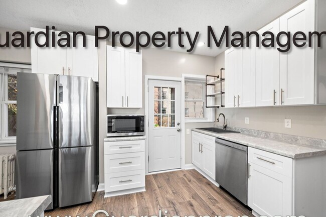 Building Photo - Bde Maka Ska Town Home, Just Renovated , Garage Space Included, Heat Paid, Dishwasher, W/D.