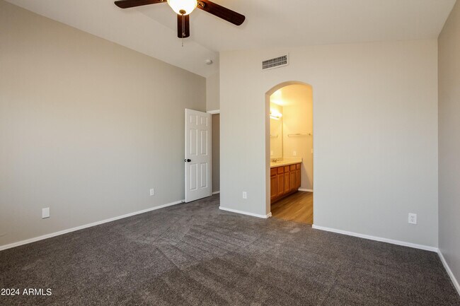 Building Photo - 14708 W Carlin Dr