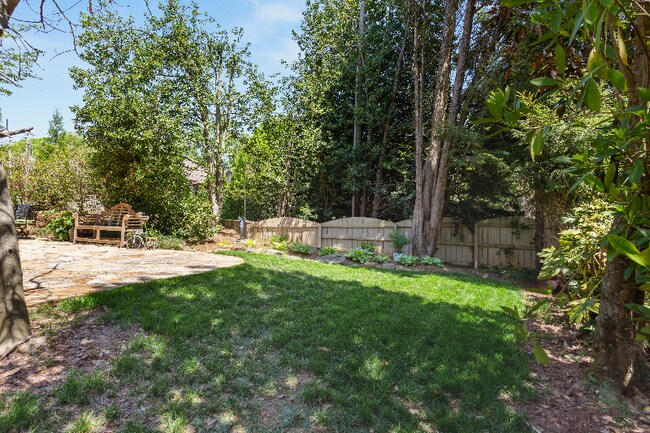 Building Photo - 4545 Chelton Ct SE