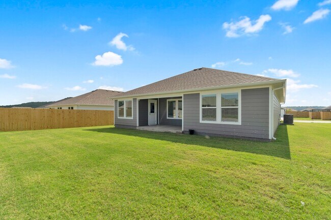 Building Photo - Brand-New 3 Bedroom Home in Prairie Grove! Move-in Ready! FENCE INCLUDED!