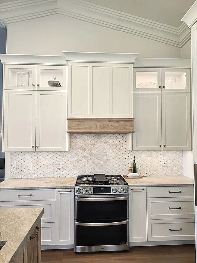 Building Photo - Charming Home Next To Sunbrook Golf Club!