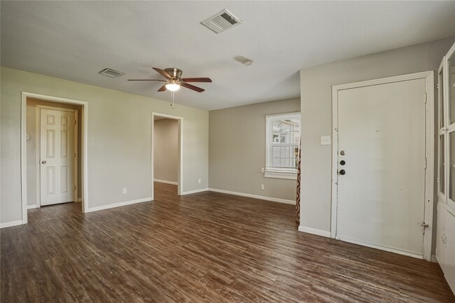 Building Photo - 1015 Prune St