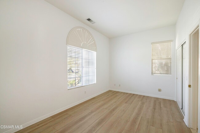 Building Photo - 3178 Sunset Hills Blvd