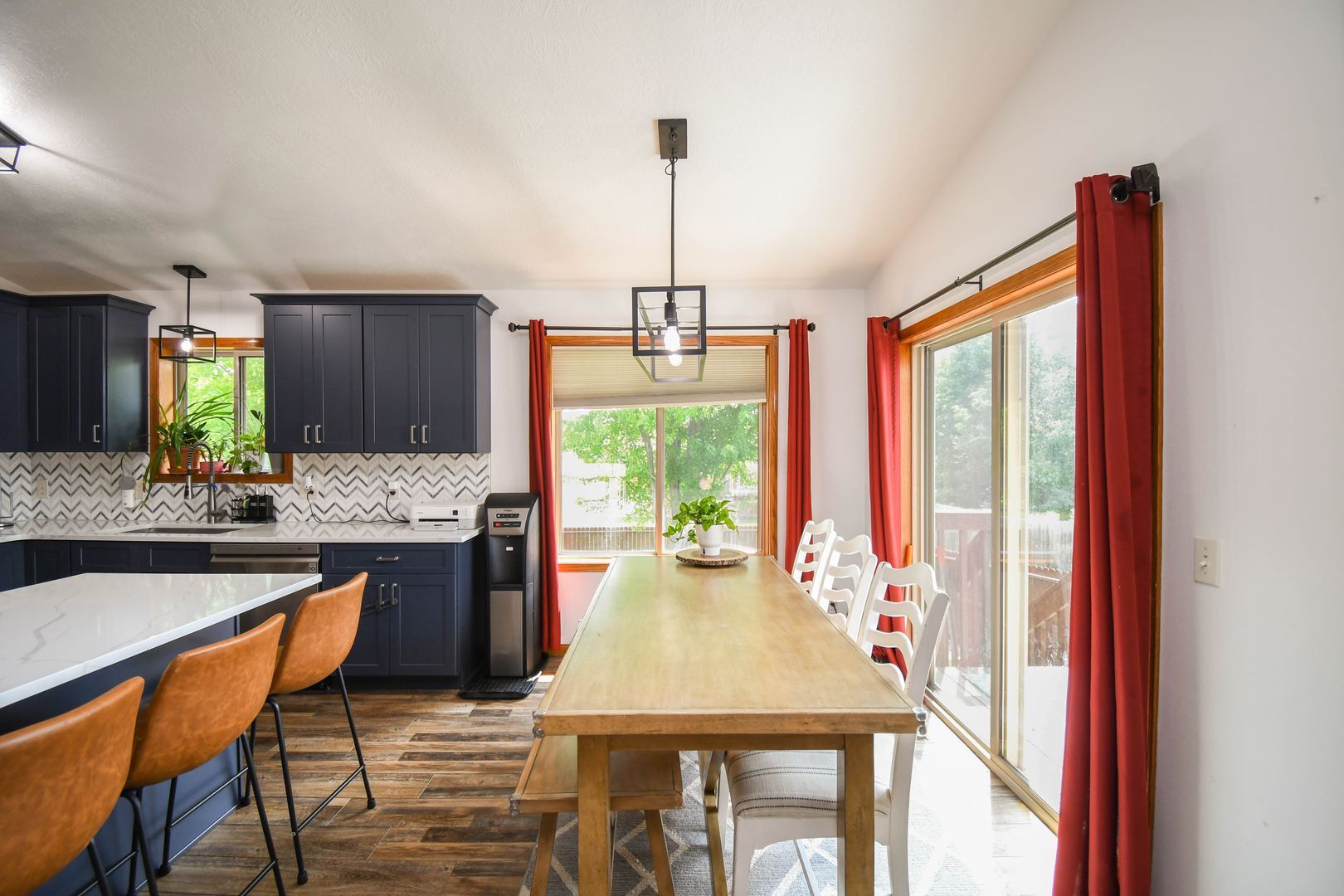 Building Photo - 5704 S San Diego Ave