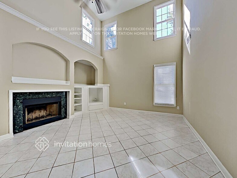 Building Photo - 4305 Dorset Ln