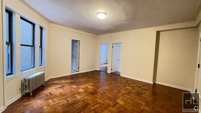 Building Photo - 55 W 55th St