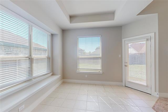 Building Photo - 3912 Trenton Pl