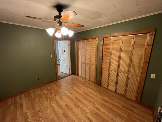 Building Photo - Spacious 5-Bedroom Home in Prime Zachary Location