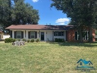 Building Photo - For Rent - 4 Bed/2 Bath near ASU