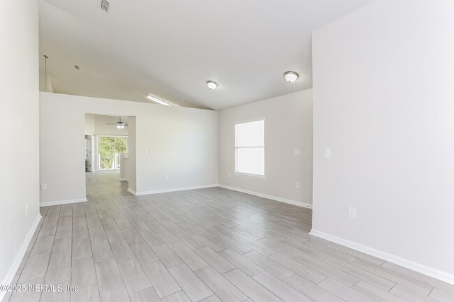 Building Photo - 1097 Cherry Point Way