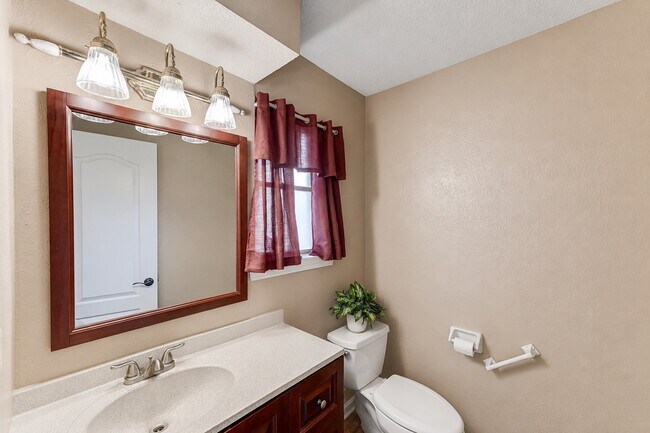 Building Photo - 16310 Acapulco Dr