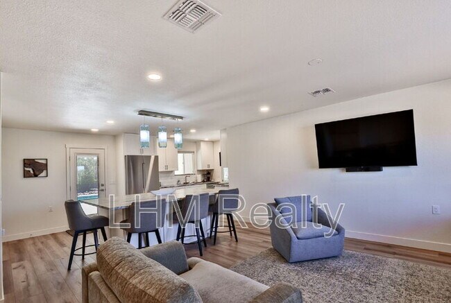 Building Photo - 1045 Leisure World