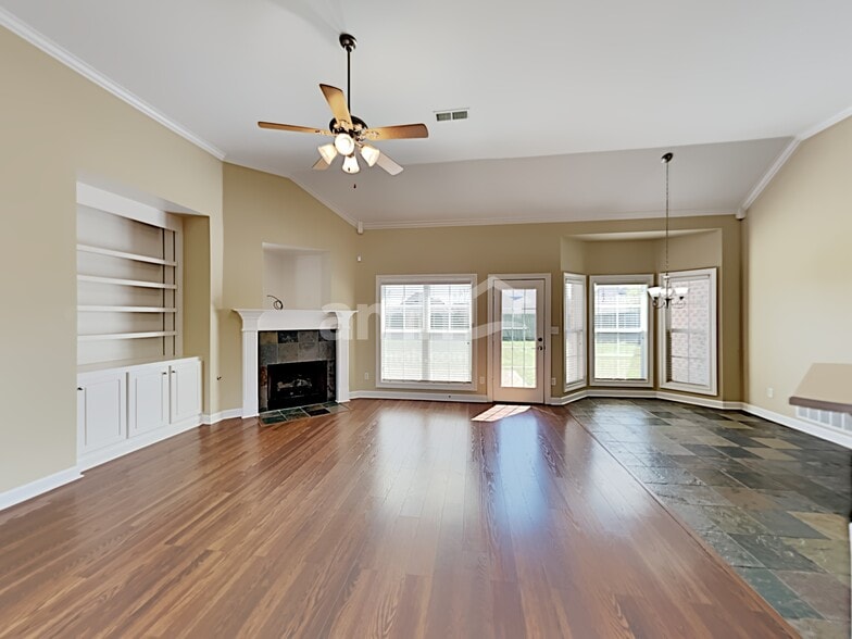 Building Photo - 2927 Keeley Cv