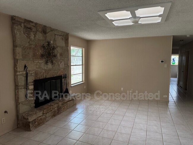 Building Photo - 143 Forrest Trail