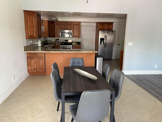 Building Photo - 27695 Hombria Dr