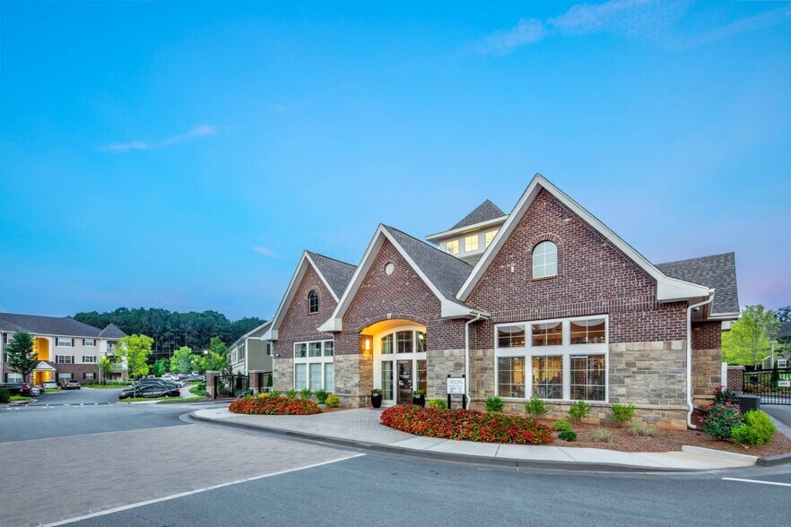 Green Park 2037 Weems Rd Tucker GA 30084 Apartment Finder