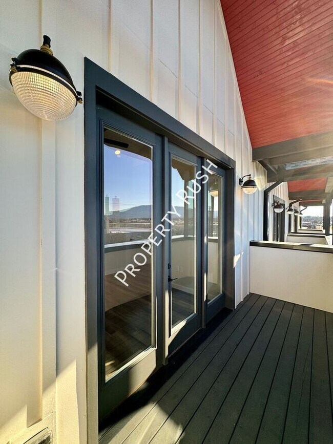 Building Photo - 1857 Zeta Way