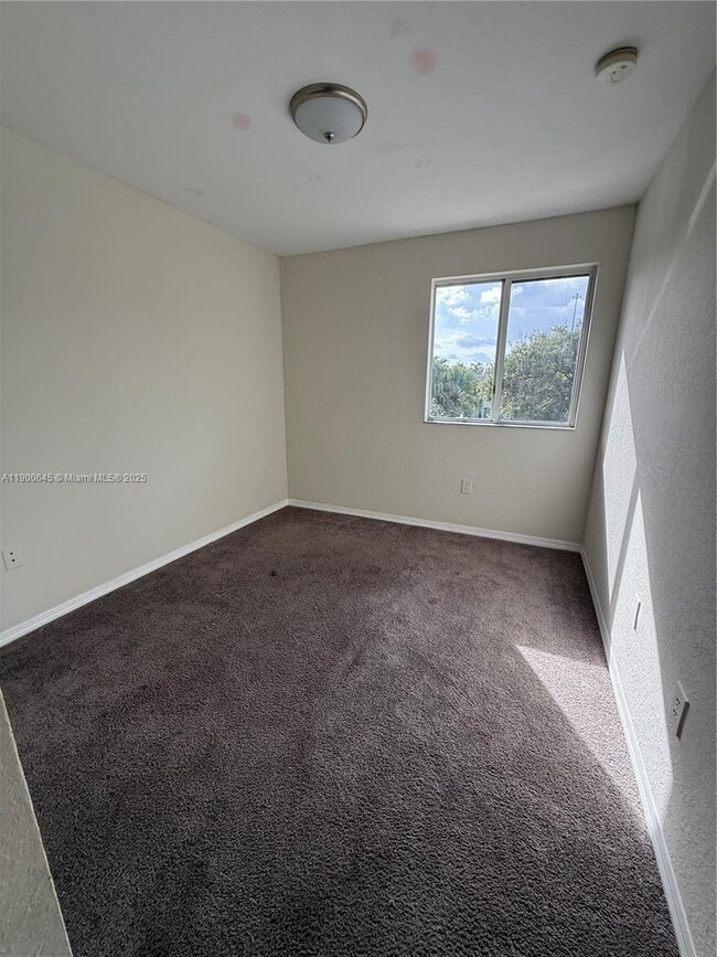 Building Photo - 20439 NW 15th Ave