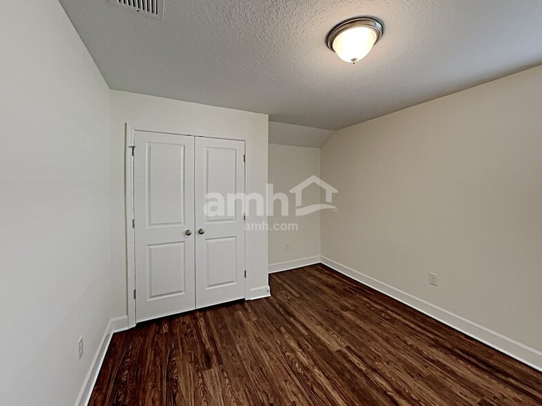 Building Photo - 4715 Windy Hammock Way