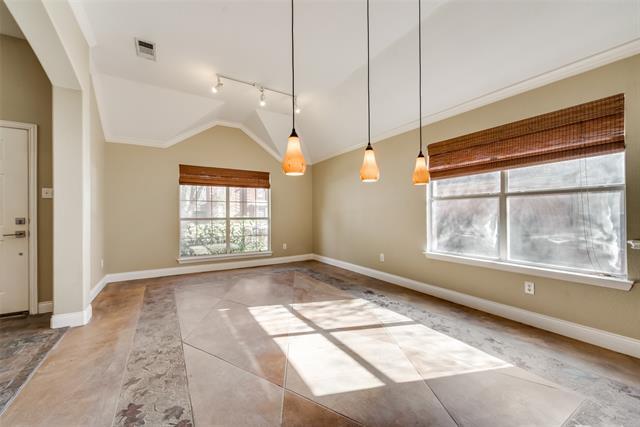 Building Photo - 1875 Oak Bend Dr