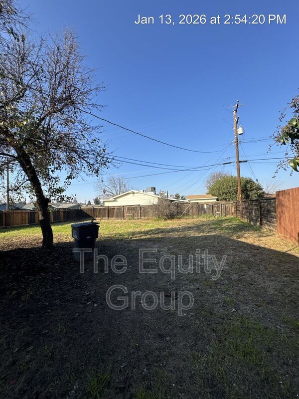 Building Photo - 4344 W La Vida Ave