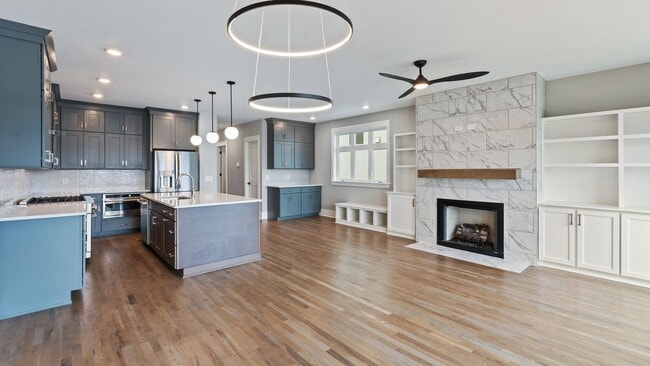 Building Photo - Nashville. Spotless & never been lived in 4BR/4.5BA home + separate office