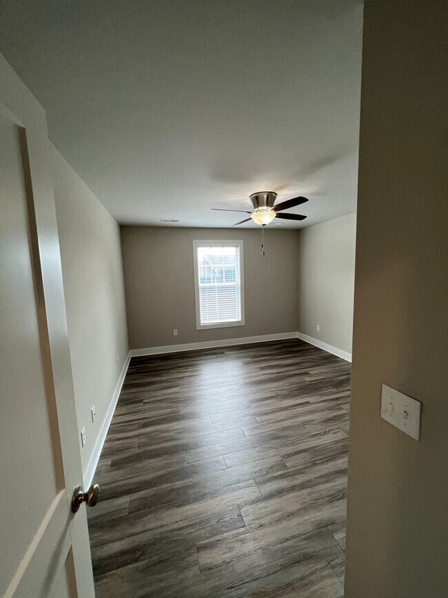 Building Photo - Topper Heights