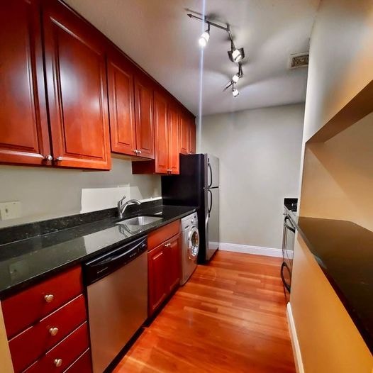 Building Photo - 230 Eastern Ave