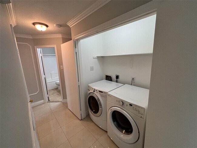 Building Photo - 15323 Geral Ln