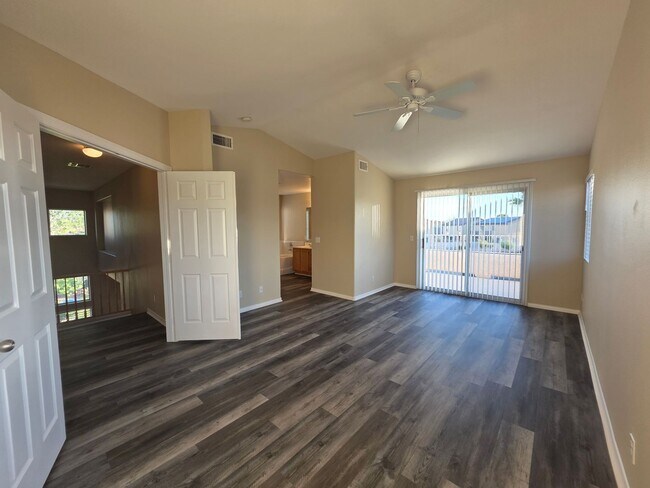 Building Photo - 748 Maccabe Ave