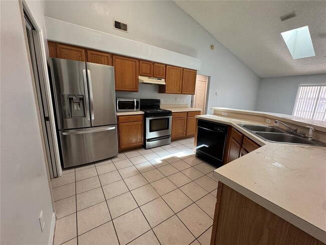 Building Photo - 11530 Kenley Cir