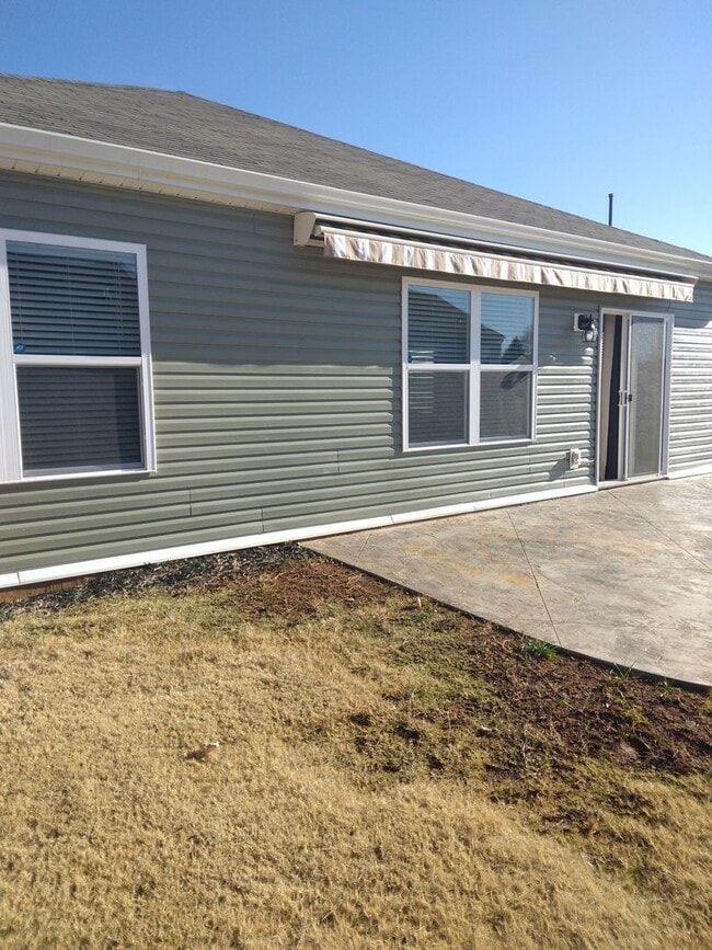Building Photo - Single Family Home in Talbott, TN