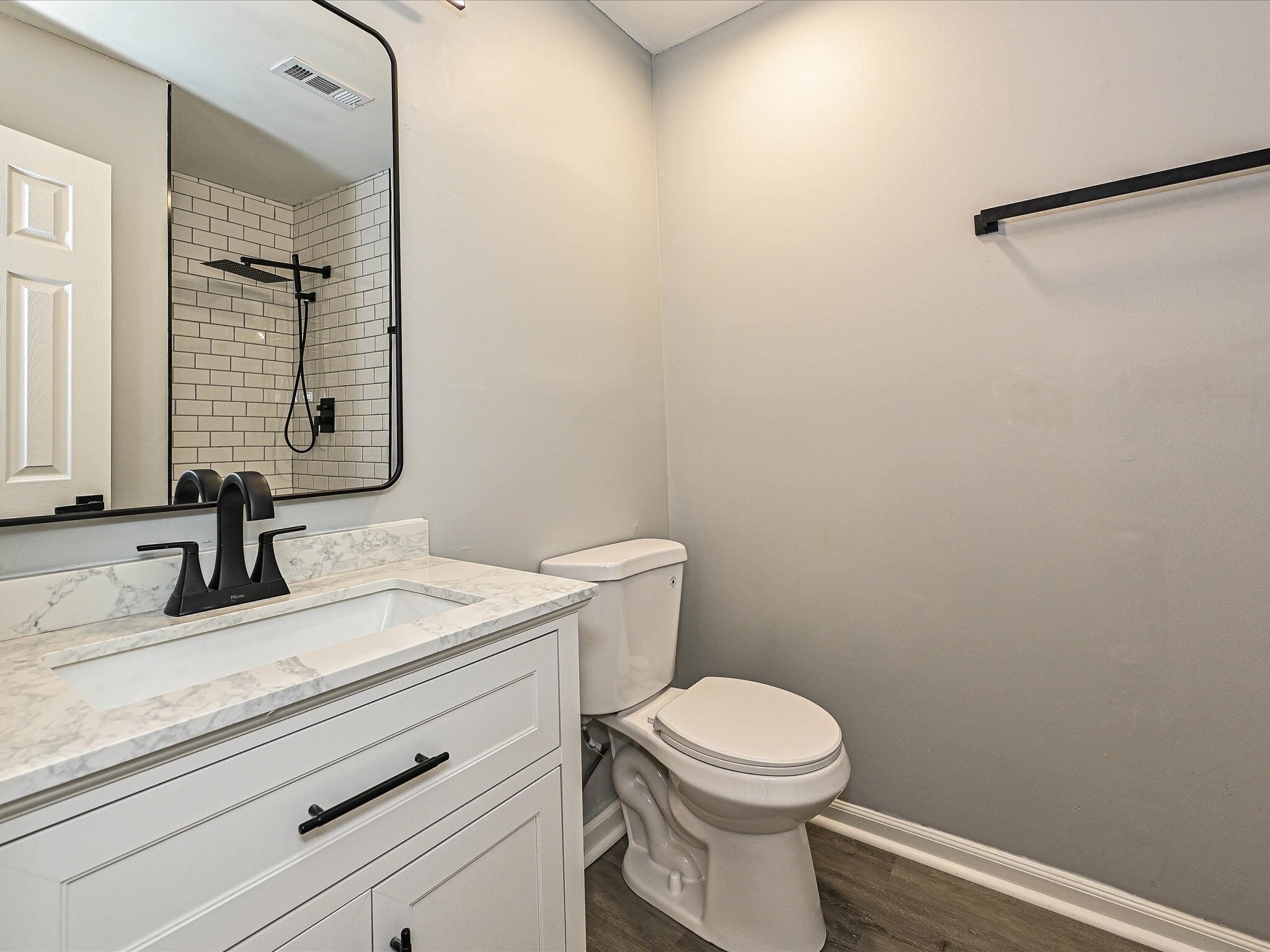 Building Photo - 6455 Tivoli Ct