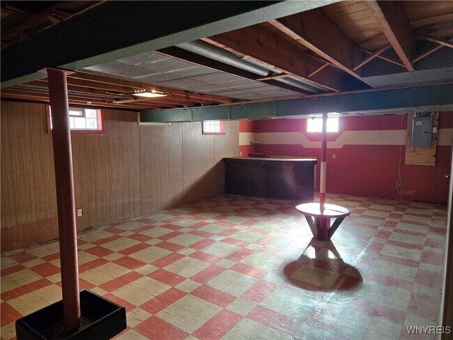 Building Photo - 39 Lennox Ave