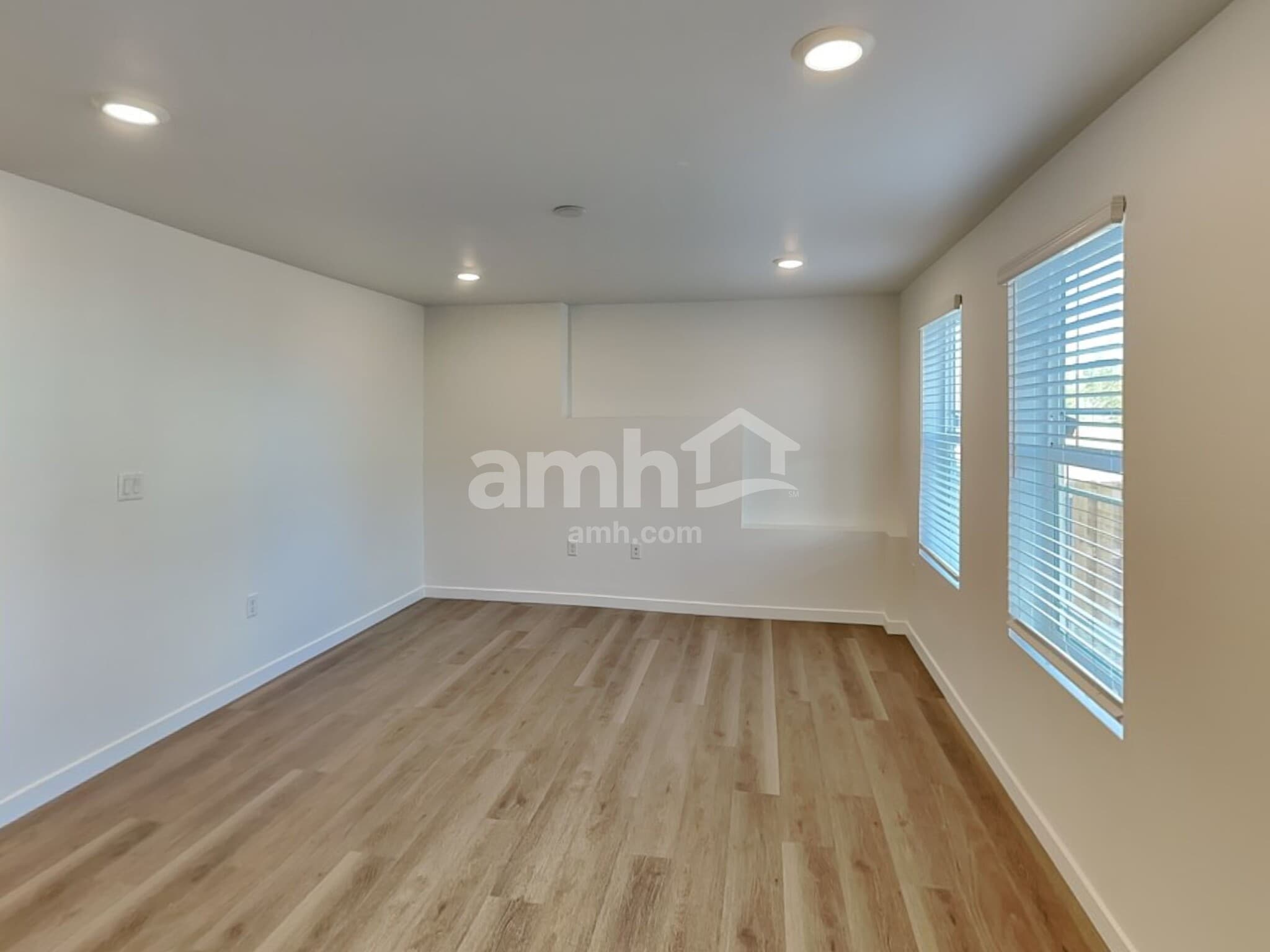 Building Photo - 26148 E Calhoun Pl