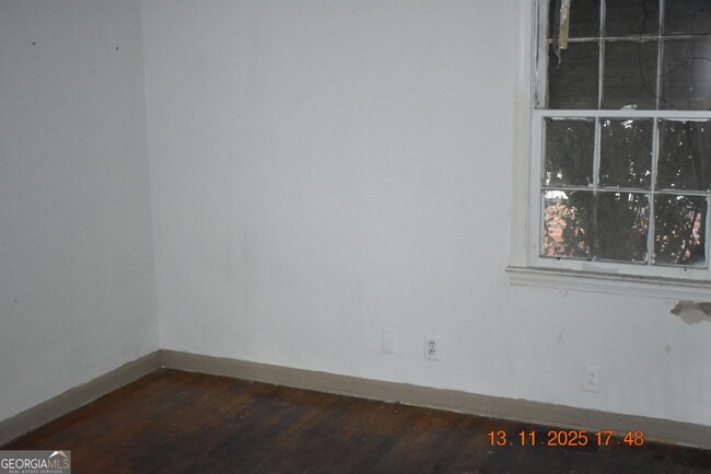 Building Photo - 3189 Somerset Dr