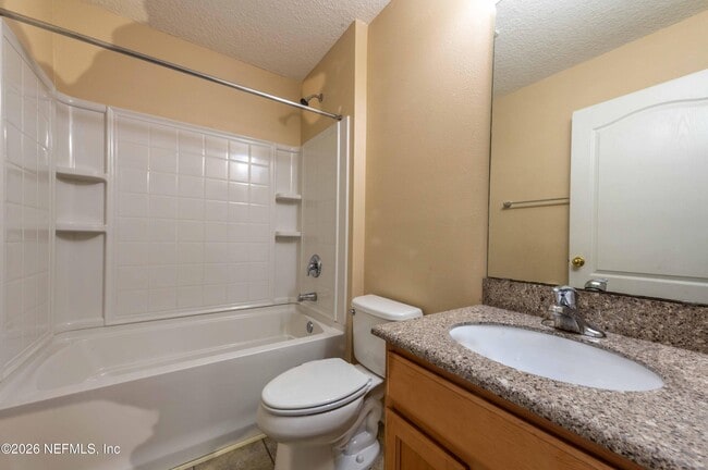 Building Photo - 4667 Pine Lake Dr