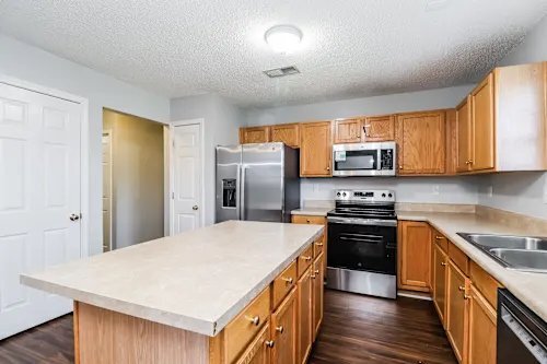 Building Photo - 7609 Saddle Trail Ln