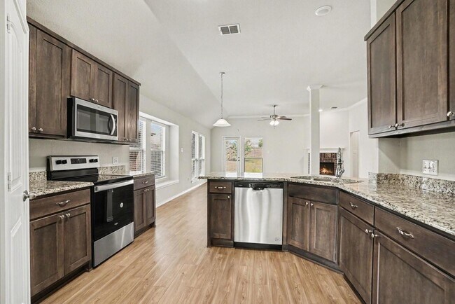 Building Photo - 429 Tobin Dr