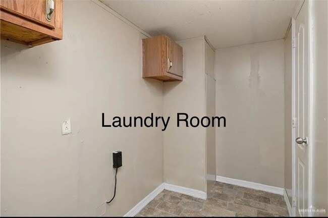 Building Photo - 13 Alvarado St