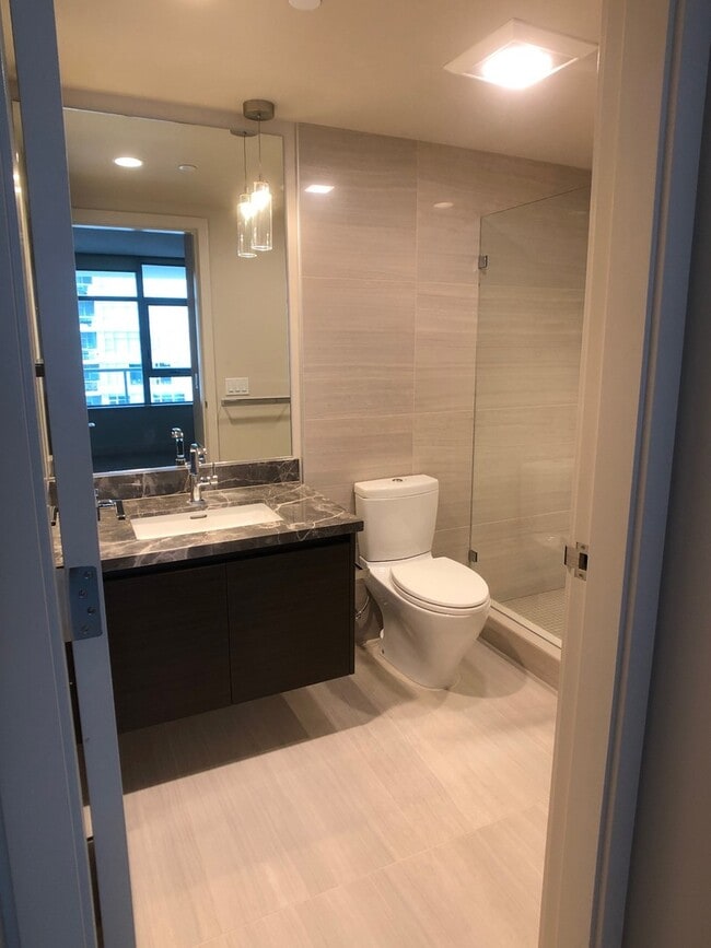 Building Photo - Insignia View - 2 Bedroom / 1.75 Bath w/ O...
