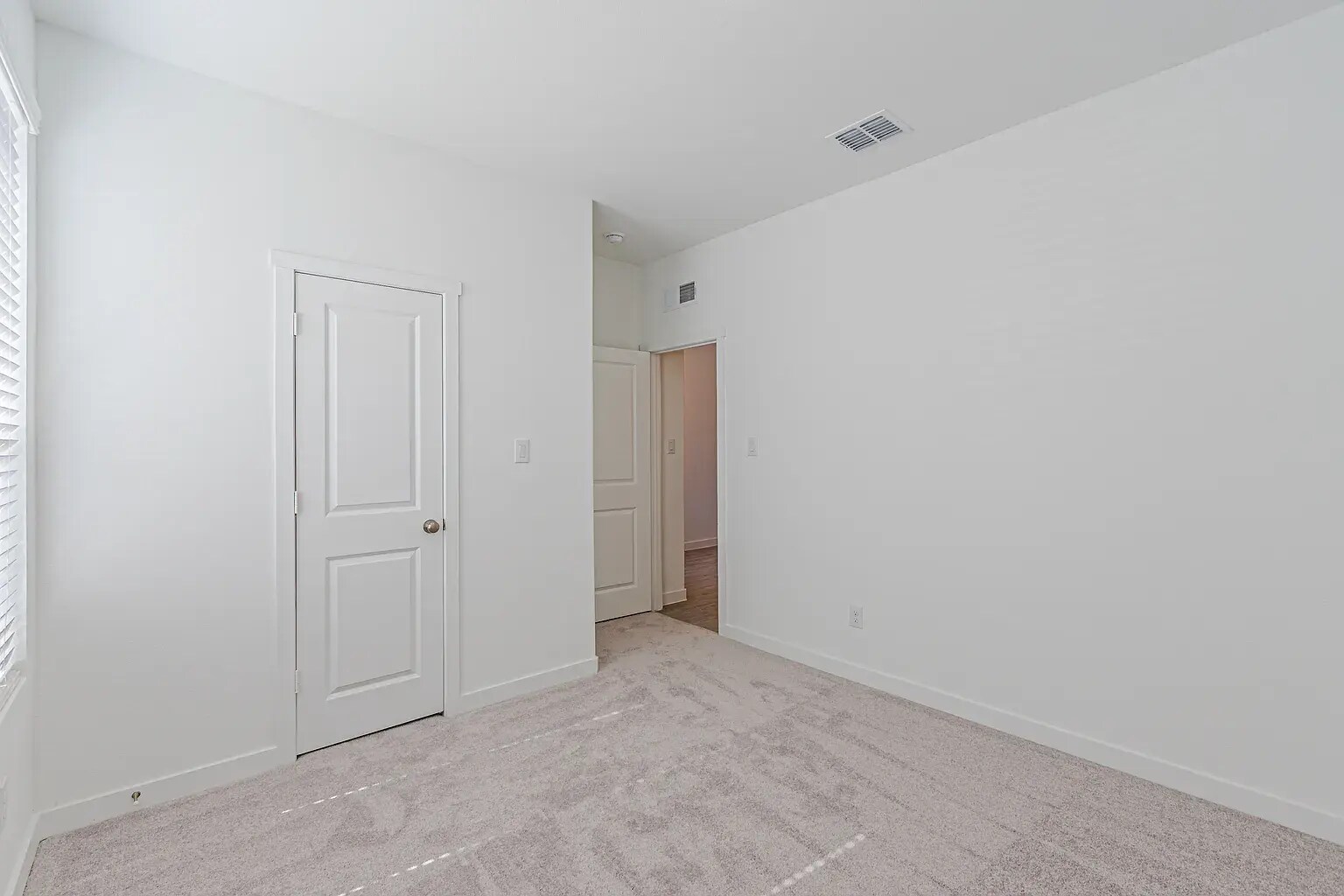 Building Photo - 1357 Rockwell Dr